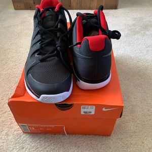 Men’s Nike zoom vapor 9.5 tour tennis shoes NEW